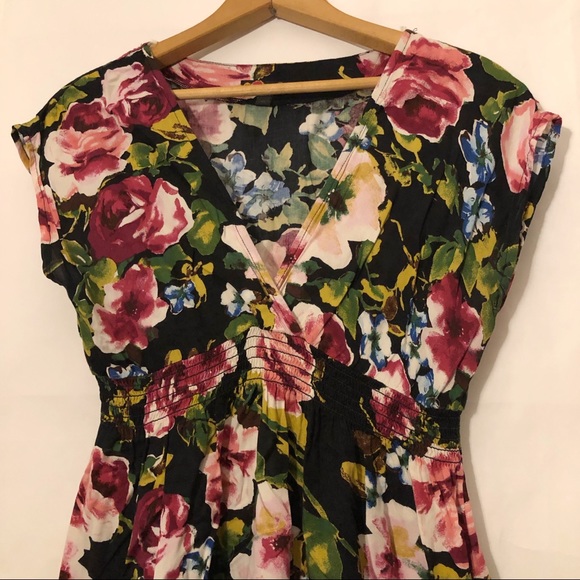 21 Floral Soft V Neck Wrap Style Cap Sleeve Dress - Picture 2 of 8